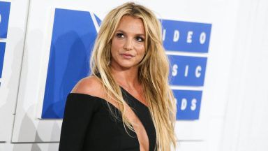 Britney Spears Zieht Wieder Blank – DAS Dürfte Der Grund Für Den ...