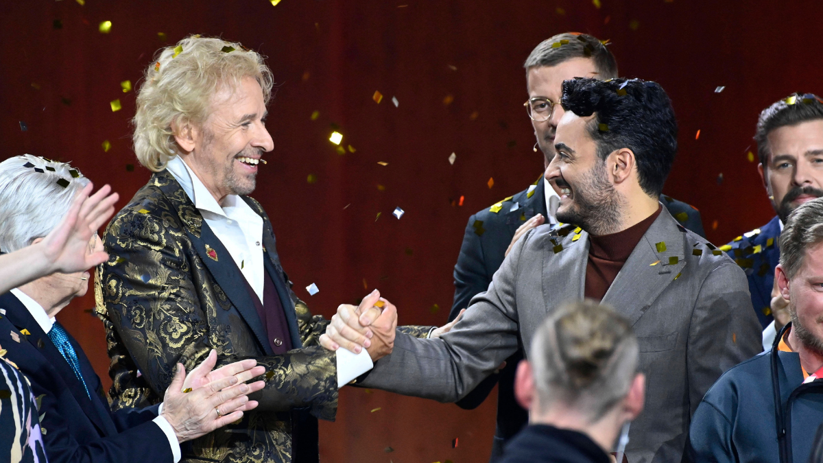 Thomas Gottschalk si congratula con Giovanni Zarrella