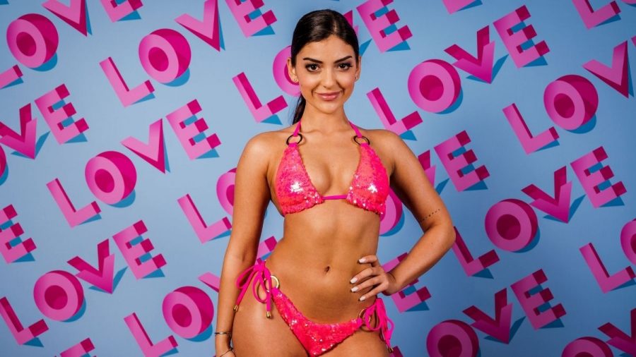 Love Island Jennifer