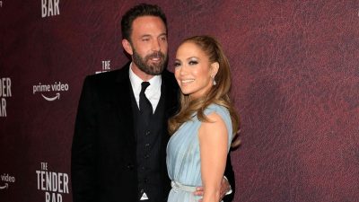 Jennifer Lopez verrät erste Details zum Hochzeitsantrag sie soll nackt gewesen sein