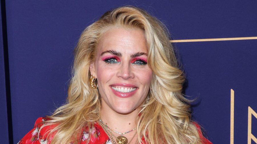 Schauspielerin Busy Philipps ist zweifache Mutter. (dr/spot)