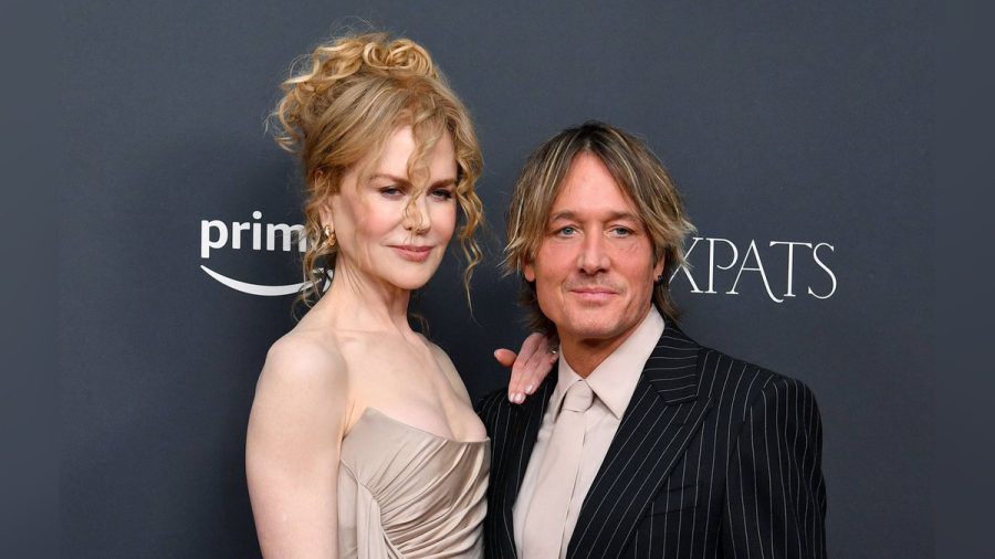 Nicole Kidman posierte auf dem roten Teppich mit ihrem Mann Keith Urban. Das Paar ist seit 2006 verheiratet. (ae/spot)