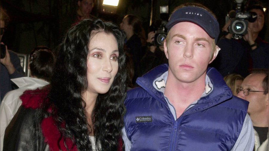 Da zeigten sie sich noch vertraut: Cher vor einigen Jahren zusammen mit Sohn Elijah Blue Allman. (nah/spot)