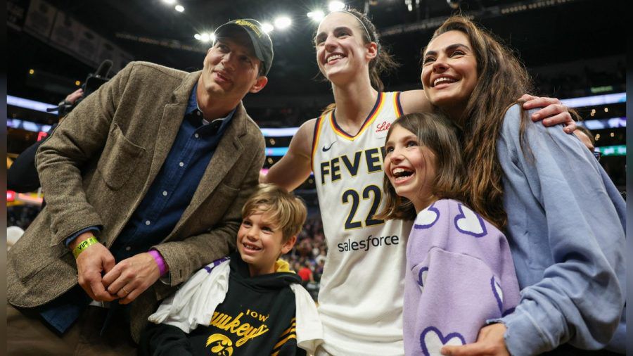 Ashton Kutcher, Mila Kunis und ihre beiden Kinder Wyatt und Dimitri trafen die US-Basketballspielerin Caitlin Clark. (the/spot)