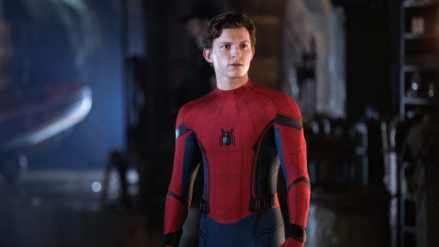 "Spider-Man: Far from Home": Auf Klassenfahrt nach Europa muss Peter Parker (Tom Holland) in sein Spider-Man-Kostüm schlüpfen, um die Welt vor den Elementals zu retten. (cg/spot)