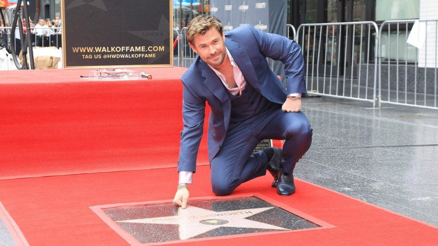 "Thor" Chris Hemsworth hat jetzt seinen eigenen Stern auf dem Walk of Fame. (hub/spot)