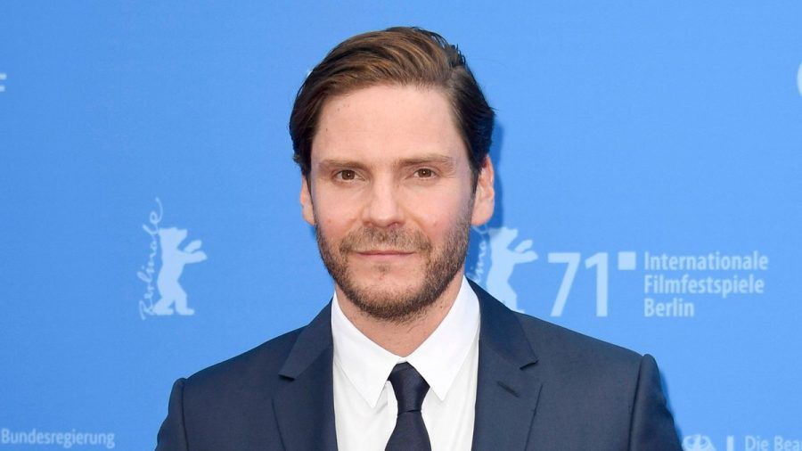 Daniel Brühl hat bald einen weiteren Preis in der Vitrine stehen. (stk/spot)