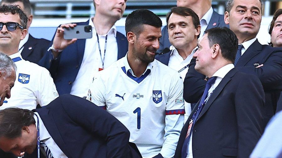 Novak Djokovic auf der Tribüne in München. (dr/spot)