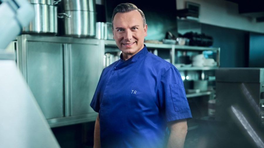 Tim Raue wagt sich in "Raue - Der Restaurantretter" wieder in kriselnde Restaurants. (eyn/spot)