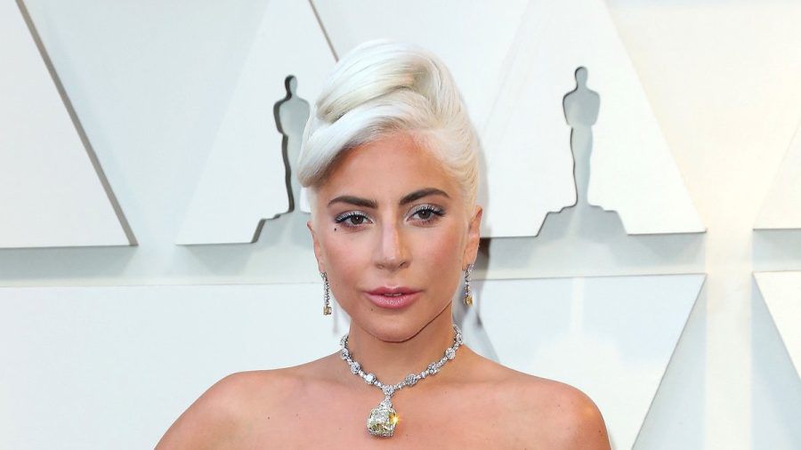 Nach Verlobungsgerüchten wird nun über eine Schwangerschaft von Lady Gaga spekuliert. (ae/spot)