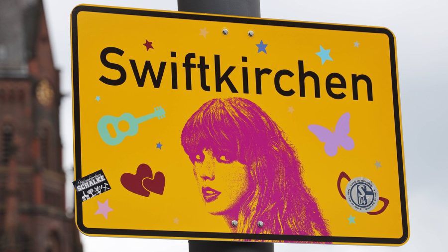 Gelsenkirchen hat sich zu Ehren von Taylor Swift kurzfristig in "Swiftkirchen" umbenannt. (the/spot)