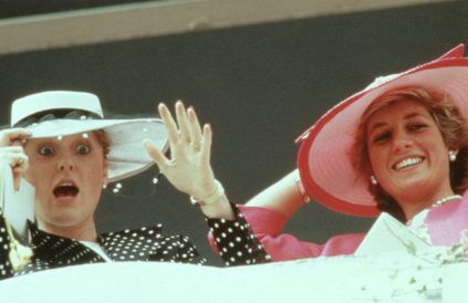 Sarah Ferguson (li.) und Prinzessin Diana, hier im Jahr 1987, waren enge Freundinnen. (wue/spot)