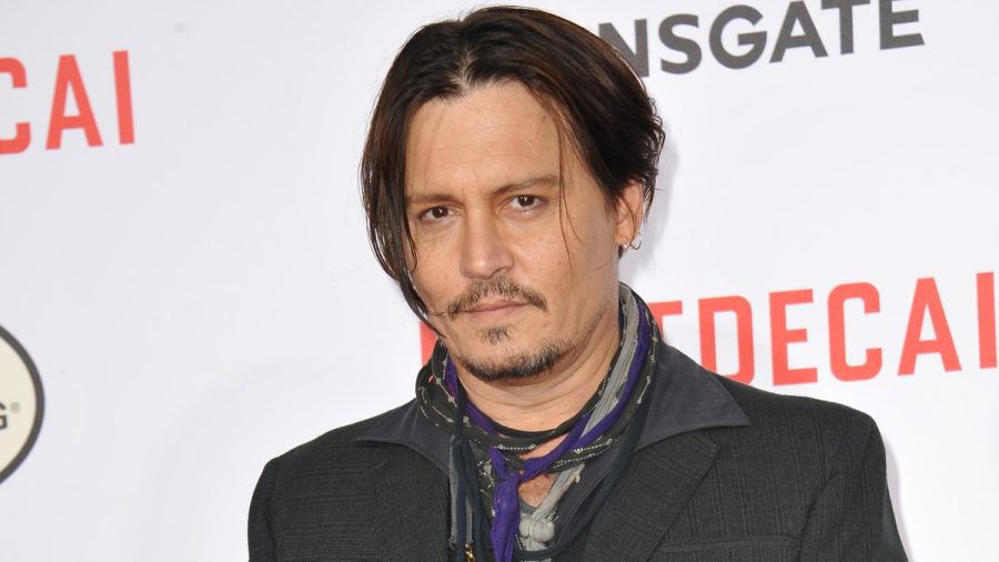 Johnny Depp soll schon häufiger mit der Russin gesehen worden sein, die in Prag einen Schönheitssalon betreibt. (ae/spot)