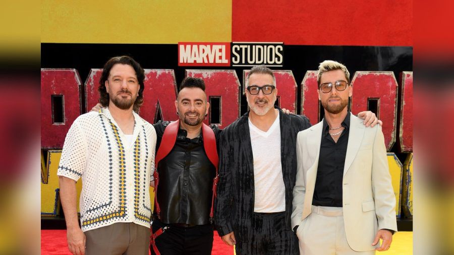 JC, Chris, Joey und Lance (v.l.) bei der Premiere von "Deadpool & Wolverine". (smi/spot)