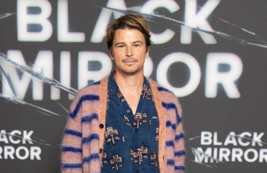 Josh Hartnett - Black Mirror  Season 6 - Panel Photo BangShowbiz