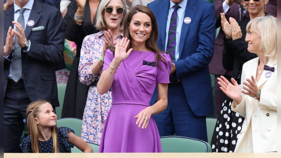 Prinzessin Kate mit ihrer Tochter Prinzessin Charlotte beim Herren-Finale von Wimbledon. (dr/spot)