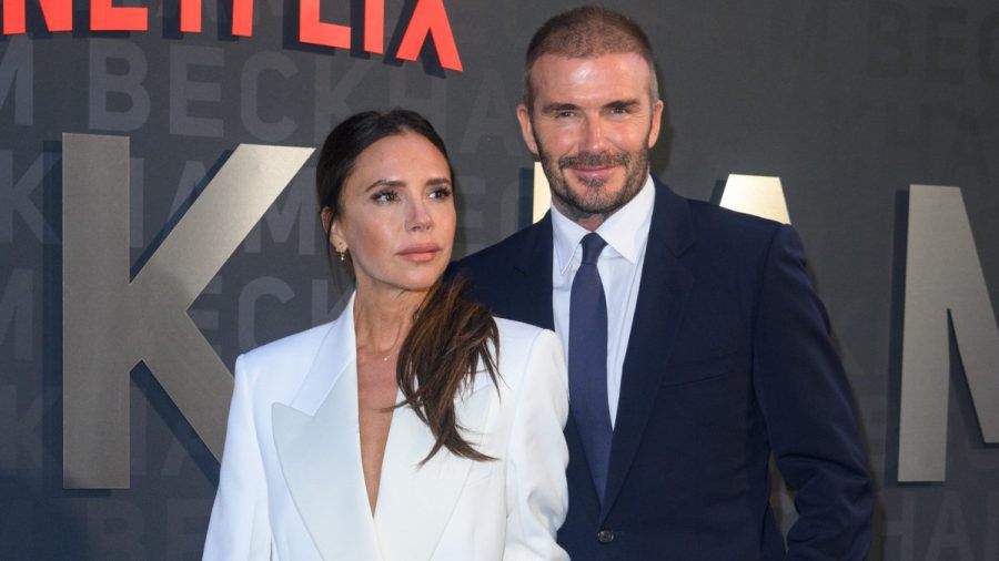 Victoria und David Beckham postete auf Instagram Bilder von sich in ihren Hochzeitsoutfits. (sv/spot)