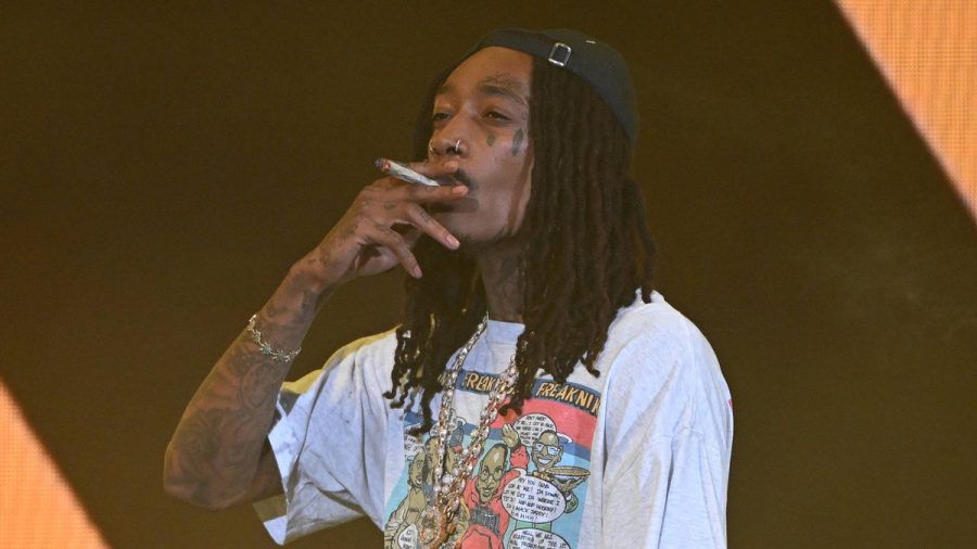 Wiz Khalifa greift bei seinen Auftritten gerne mal zum Joint, hier im August 2023 in Florida. (eyn/spot)