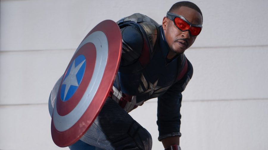 Anthony Mackie kriegt es in "Captain America: Brave New World" mit einem Komplott in höchsten Regierungskreisen zu tun. (lau/spot)