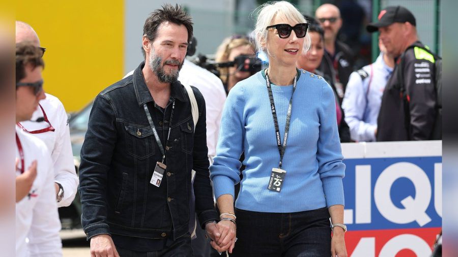 Keanu Reeves und Alexandra Grant am 7. Juli auf dem Sachsenring. (wue/spot)