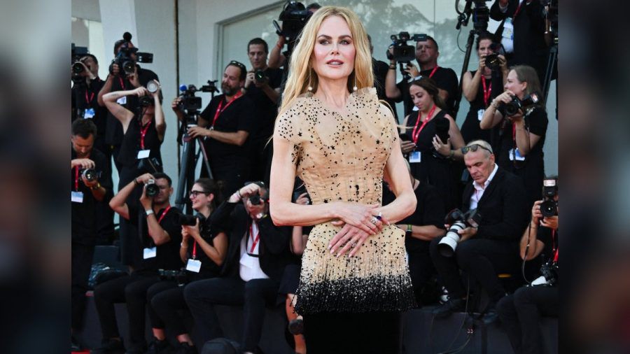 Nicole Kidman in Schiaparelli. (mia/spot)