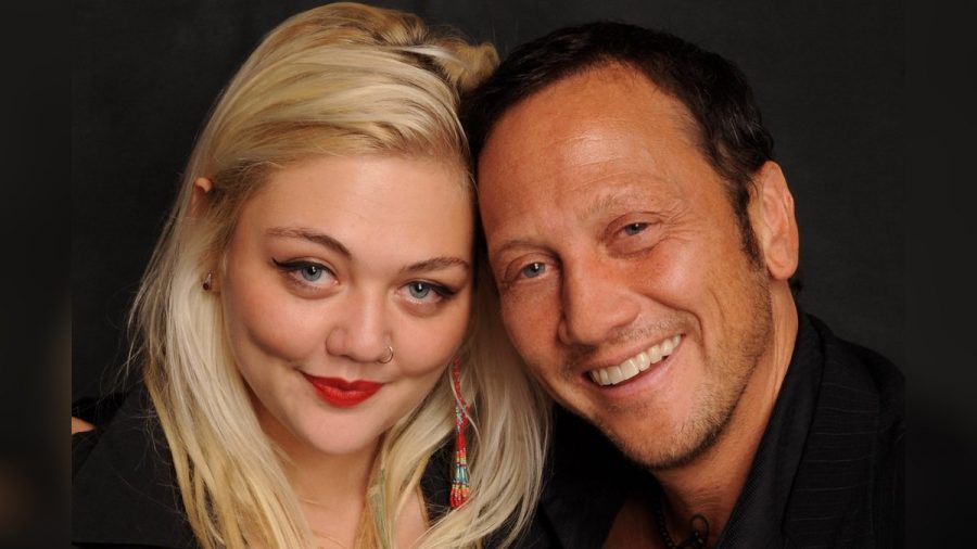 Elle King zusammen mit ihrem Vater Rob Schneider. (the/spot)