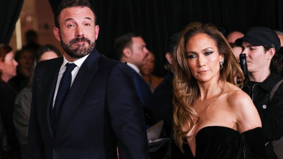 Jennifer Lopez und Ben Affleck bei der Premiere von "This Is Me... Now: A Love Story" im Februar 2024. (lau/spot)