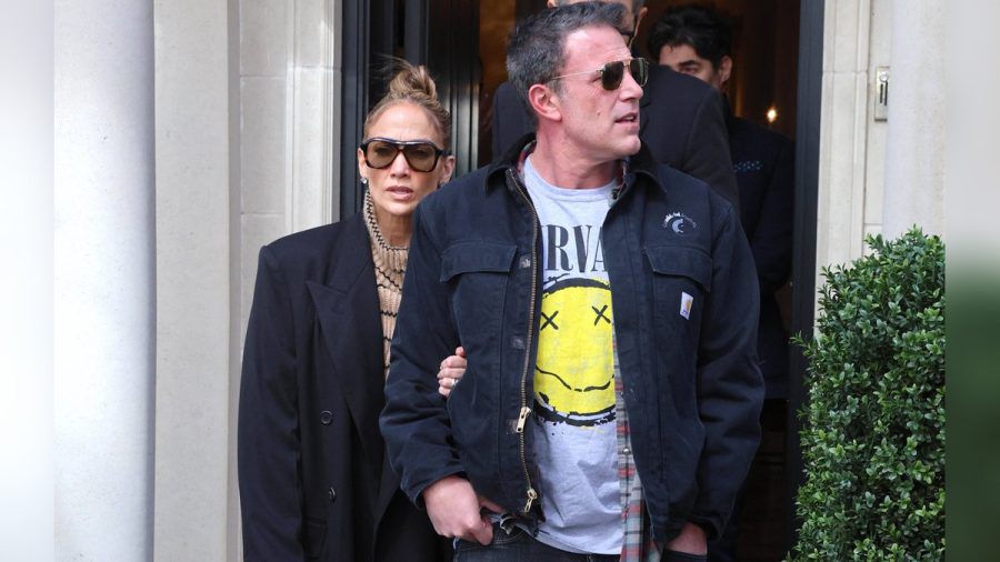 Jennifer Lopez und Ben Affleck im März 2024 in New York - damals noch Arm im Arm. (wue/spot)