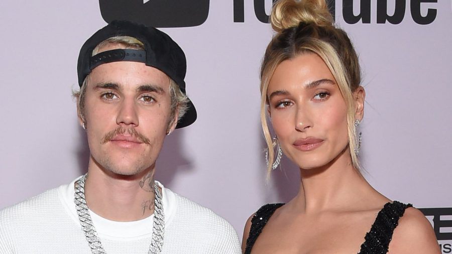 Justin und Hailey haben nun einen Baby-Bieber daheim. (stk/spot)