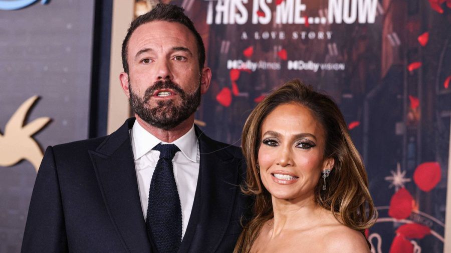 Ben Affleck und Jennifer Lopez sollen sich den ganzen Sommer über nicht gesehen haben. (the/spot)