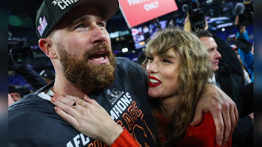 Travis Kelce und Taylor Swift haben endlich wieder Zeit füreinander. Zumindest kurz. (mia/spot)