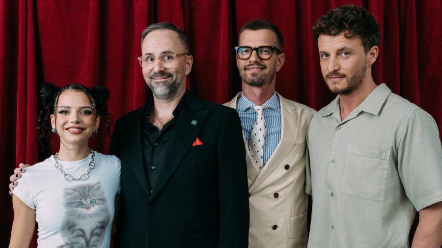 Nina Chuba, Kurt Krömer, Joko Winterscheidt und Tommi Schmitt (v.l.) quizzen im Herbst gegeneinander. (jom/spot)