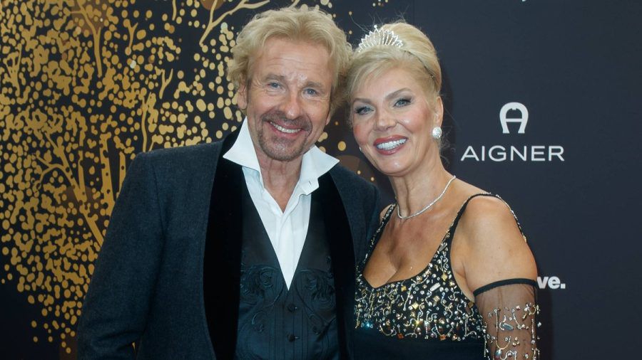 Thomas Gottschalk und Karina bei einem Event letztes Jahr. (mia/spot)