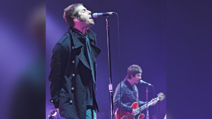 Liam und Noel Gallagher gehen im kommenden Jahr als Oasis auf Tour. (paf/spot)