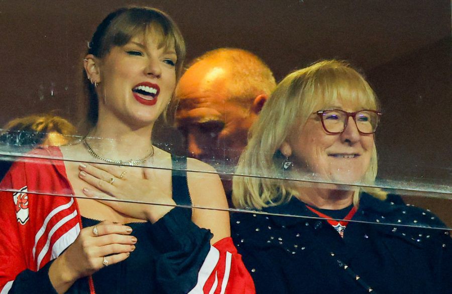 Taylor Swift and Donna Kelce - October 2023 - Arrowhead Stadium - Getty BangShowbiz