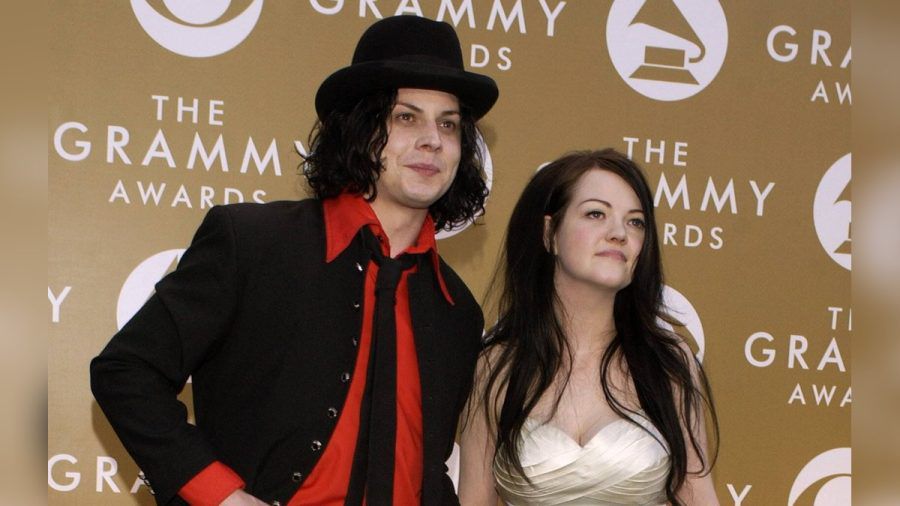 Jack White und Meg White im Jahr 2006 gemeinsam bei den Grammy Awards als White Stripes - die Band löste sich 2011 auf. (the/spot)