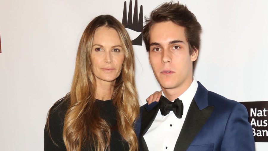 Elle Macpherson mit ihrem älteren Sohn Flynn Busson. (ili/spot)