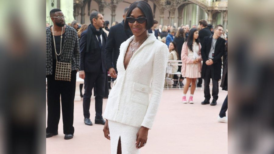 Naomi Campbell bei der Chanel Show auf der Pariser Fashion Week. (the/spot)