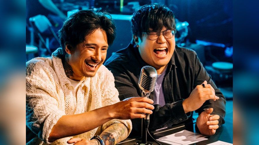 Julien Bam und Joon Kim sind die Gesichter der neuen Prime-Video-Show "The Way Out". (dr/spot)