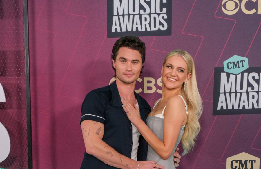 Chase Stokes and Kelsea Ballerini - April 2023 - CMT Awards - Moody Center -  Austin, Texas - Getty BangShowbiz