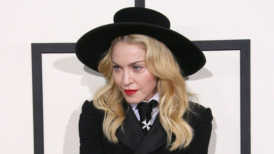 In einem emotionalen Instagram-Beitrag verabschiedet sich Popstar Madonna von ihrem jüngeren Bruder Christopher. (ym/spot)