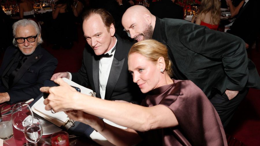 Uma Thurman hielt die Reunion bei der Academy Museum Gala fest. (paf/spot)