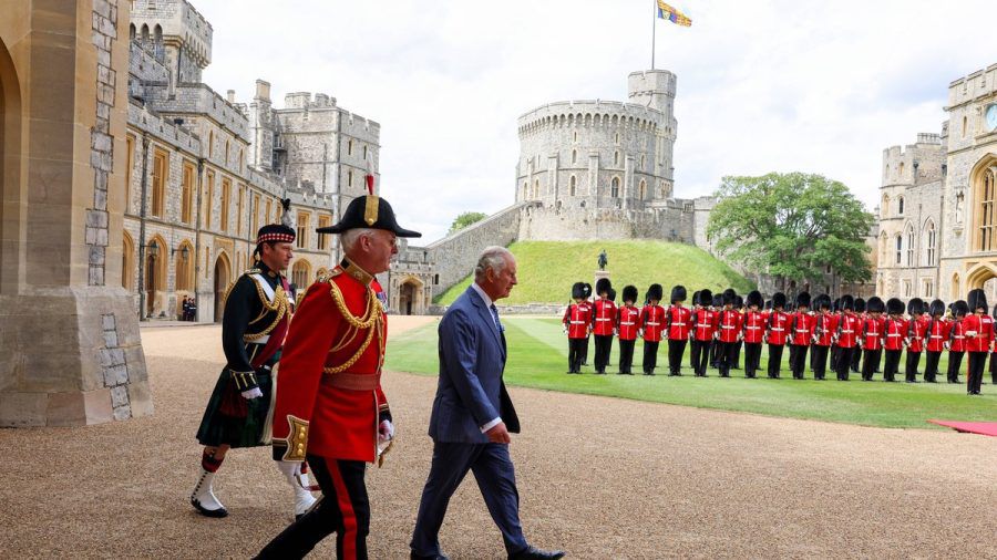 Lebt König Charles auf Schloss Windsor mit Geistern zusammen? (hub/spot)