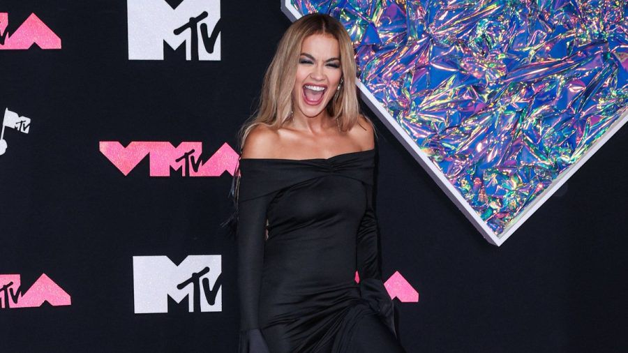 Moderiert am 10. November in Manchester erneut die MTV EMAS: Rita Ora (tj/spot)