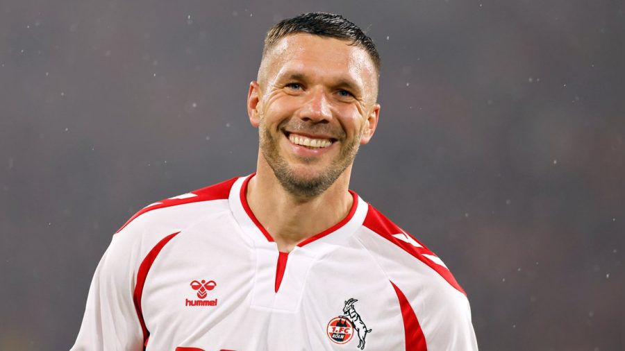 Ein letztes Mal vor vollem Haus in Köln: Lukas Podolski. (jök/spot)