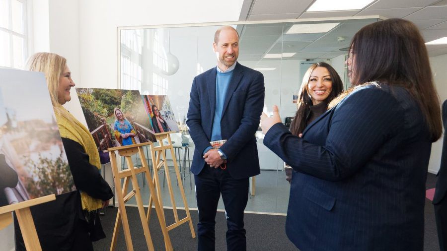 Prinz William hat in Wales Frauen getroffen, die durch häusliche Gewalt obdachlos geworden sind. (the/spot)