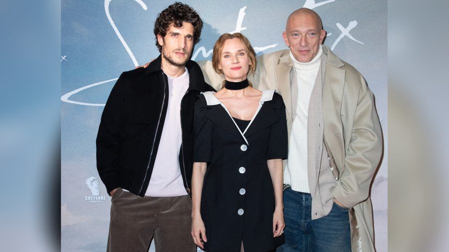 Loui Garrel, Diane Kruger und Vincent Cassel (re.) ließen sich zusammen auf der Pariser Premiere des Biopics "Saint-Ex" ablichten. (paf/spot)