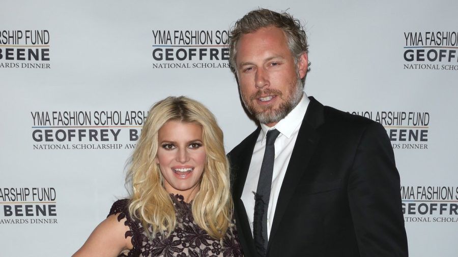 Jessica Simpson und Eric Johnson sind seit 14 Jahren ein Paar und haben drei gemeinsame Kinder. (ae/spot)