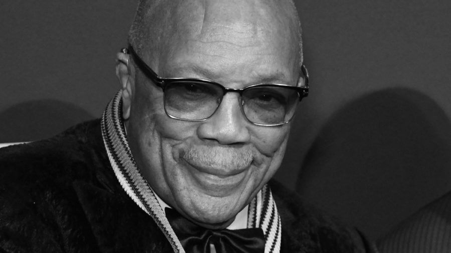 Quincy Jones wurde in einer privaten Zeremonie beigesetzt. (mia/spot)