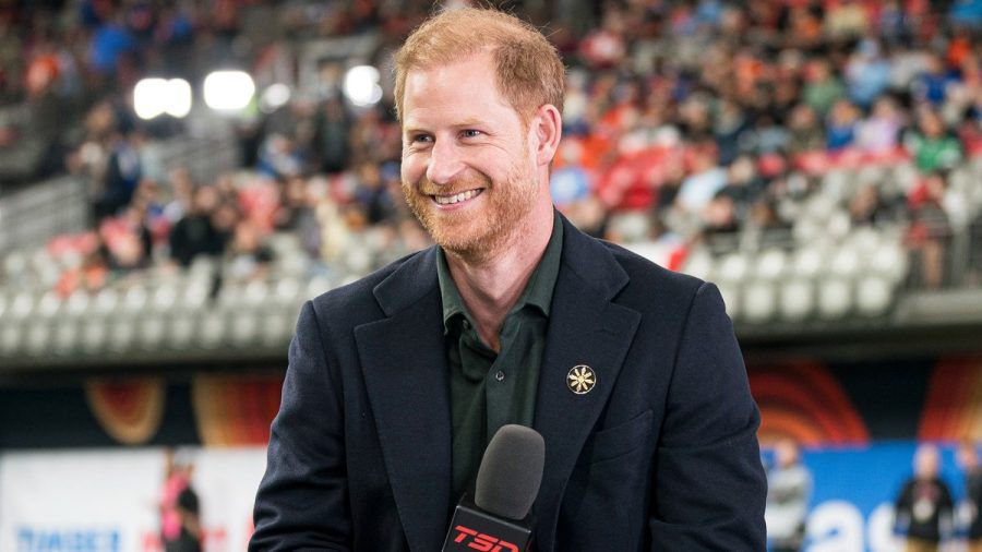 Prinz Harry zeigte sich in Vancouver gut gelaunt. (ae/spot)